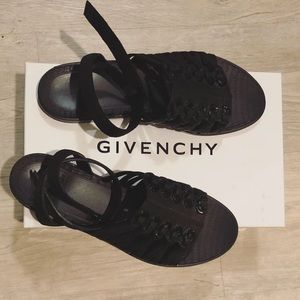 SOLD ❌ Givenchy jelly sandals size 7 or 7 1/2
